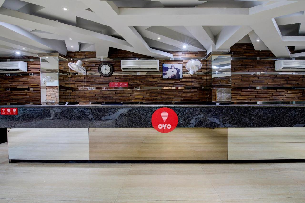 Oyo 1545 Hotel Shivani International Αχμπανταμπάντ Εξωτερικό φωτογραφία
