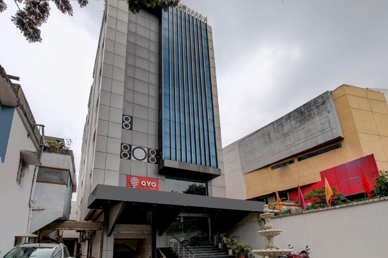 Oyo 1545 Hotel Shivani International Αχμπανταμπάντ Εξωτερικό φωτογραφία